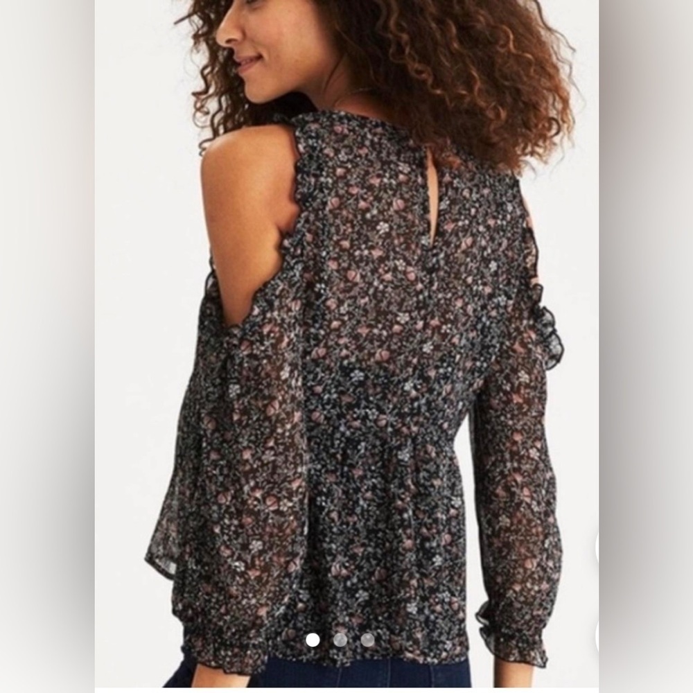 American Eagle Floral Cold Shoulder Sheer Blouse Black NWT Size S - Picture 2 of 12